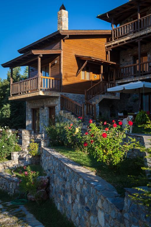 Ferienwohnung Efharis Filoxenon Pheneos Exterior foto