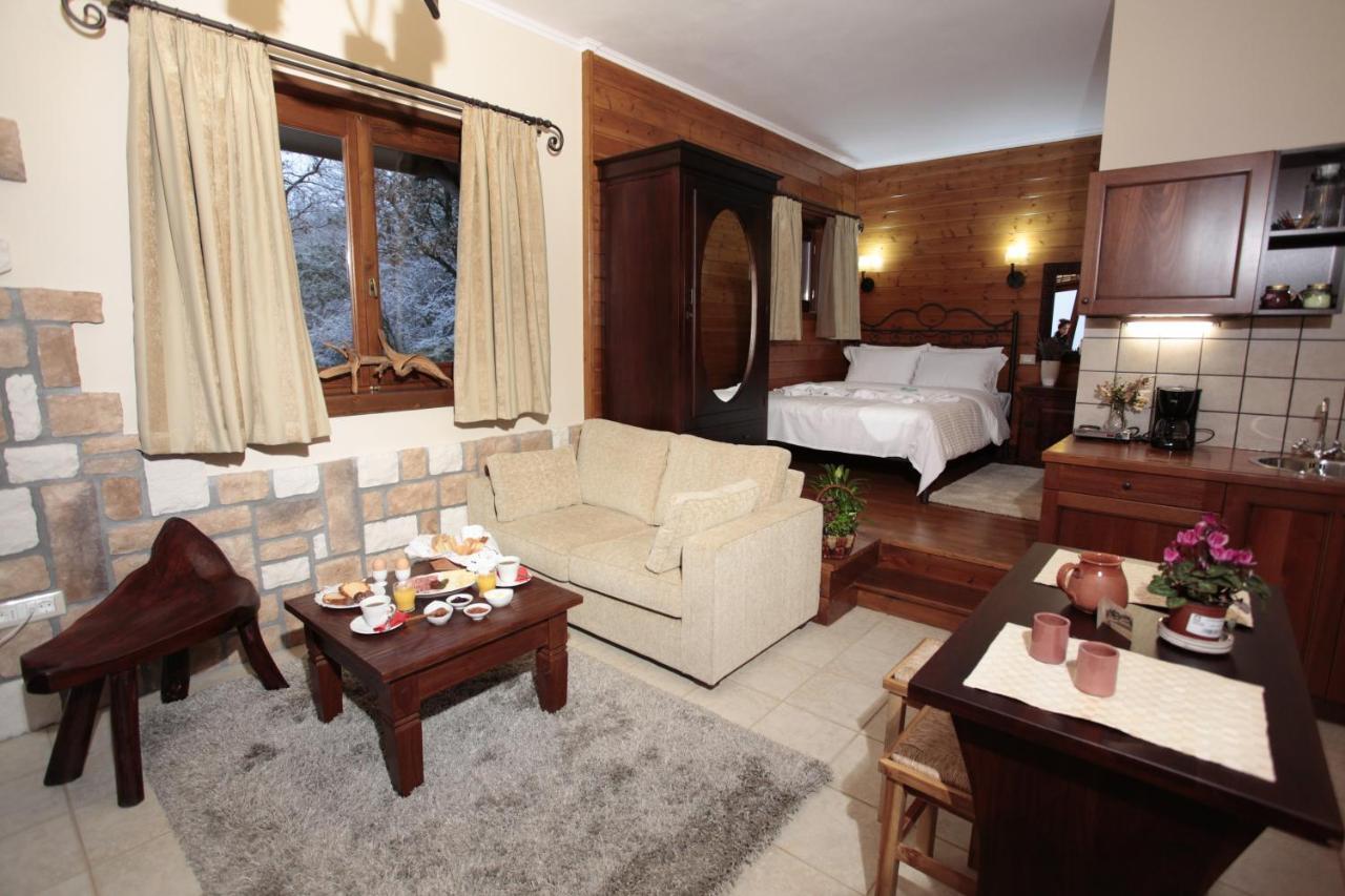 Ferienwohnung Efharis Filoxenon Pheneos Zimmer foto